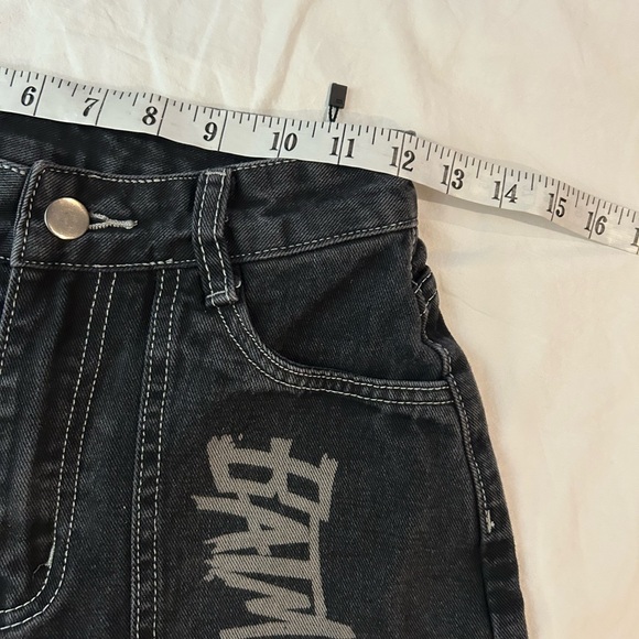 NEW BATMAN x ROMWE Graphic Wide Leg Boyfriend Jeans Skater‎ Grunge XS - Picture 8 of 11